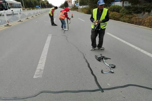 公路工程裂縫的處理流程  第1張